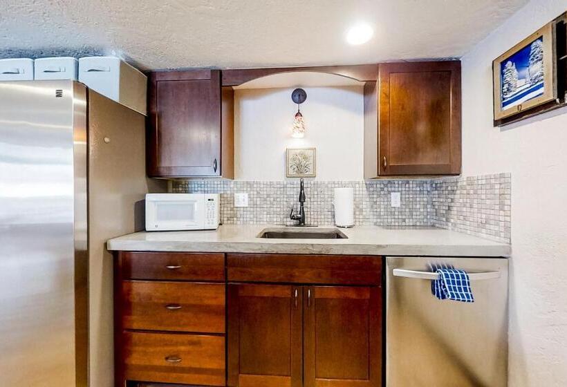 فندق Black Birch