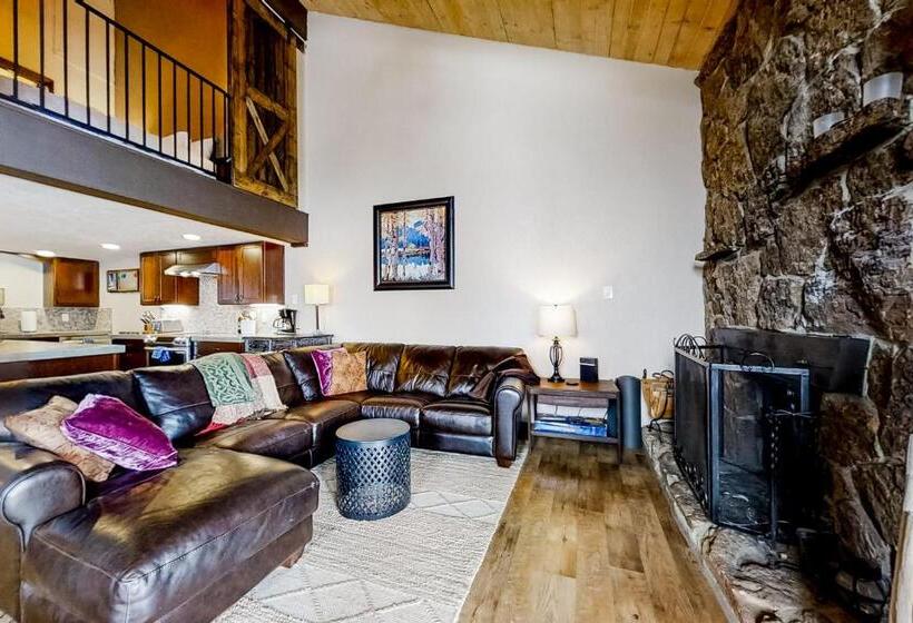 فندق Black Birch