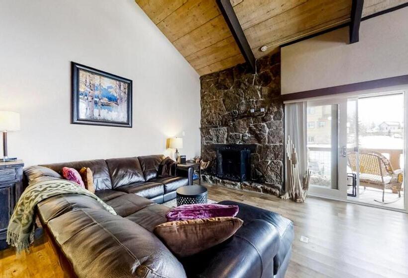 فندق Black Birch