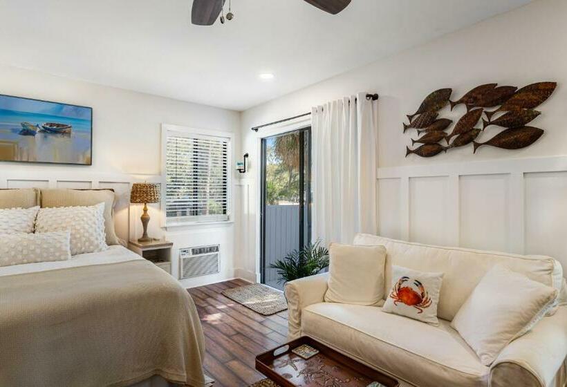 Отель Lil  Edistopia