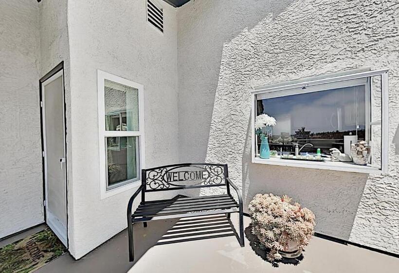 酒店 Monarch Vista