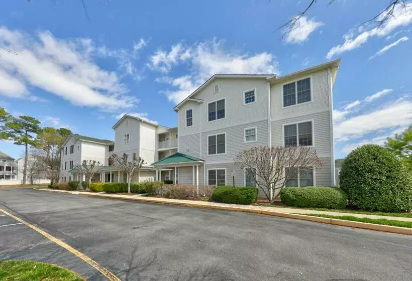 Hotelli The Tides  19989 Sandy Bottom Unit 701