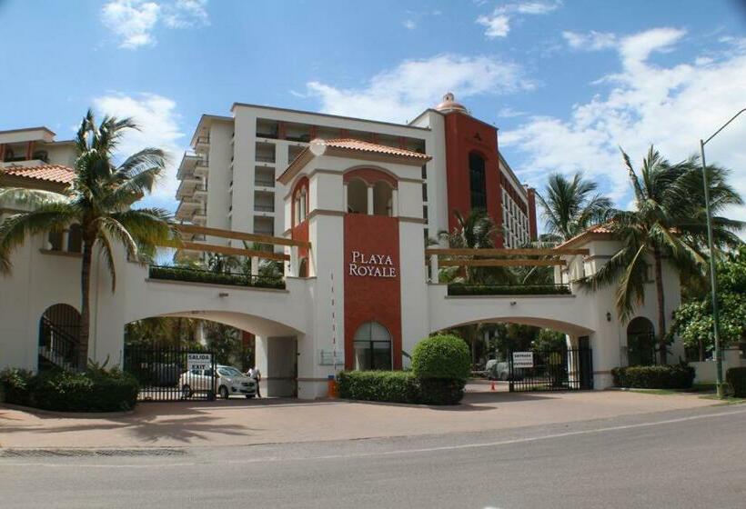 2 Bed 2 Bath, Plus One Den At Playa Royale Condo 3508, Free Wifi