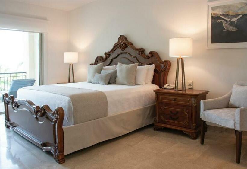 2 Bed 2 Bath, Plus One Den At Playa Royale Condo 3508, Free Wifi