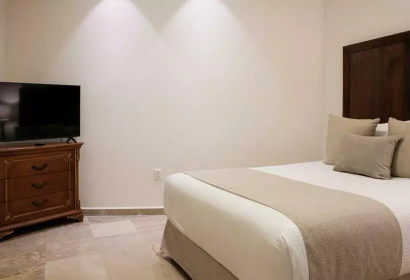 2 Bed 2 Bath, Plus One Den At Playa Royale Condo 3508, Free Wifi