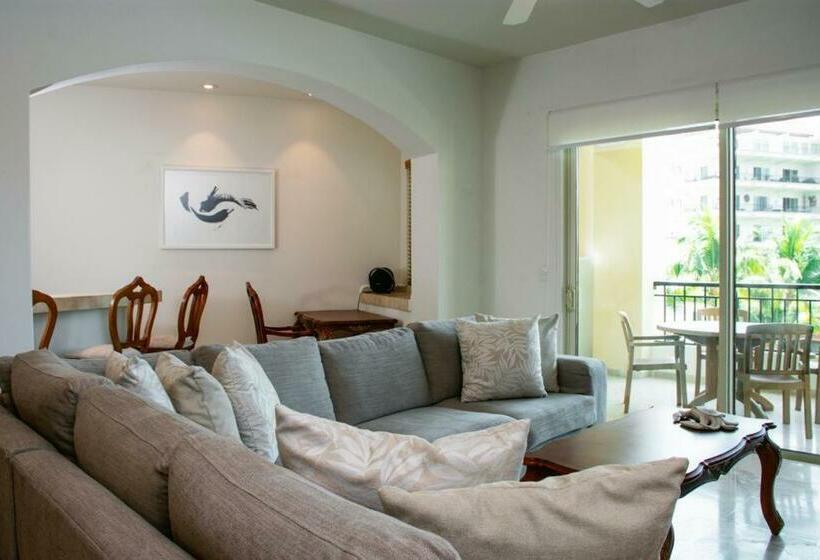 2 Bed 2 Bath, Plus One Den At Playa Royale Condo 3508, Free Wifi