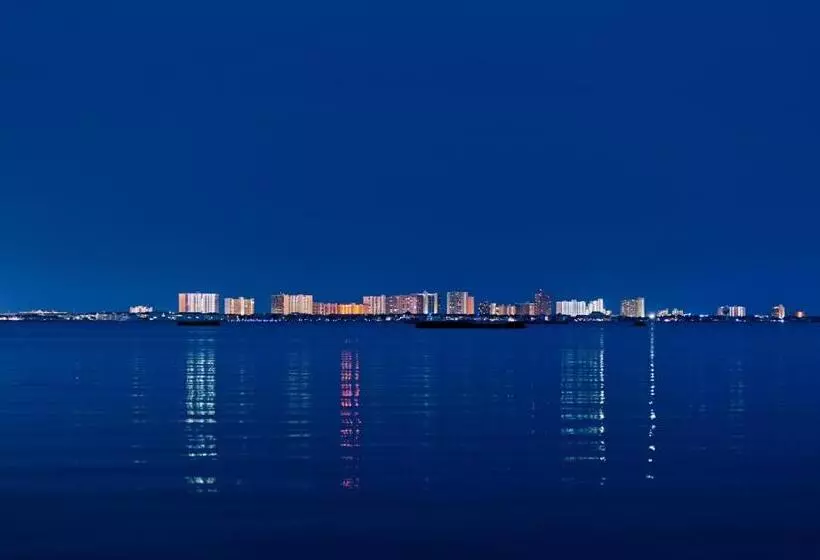 ホテル Bayside Resort     38047 Boxwood Terrace #101