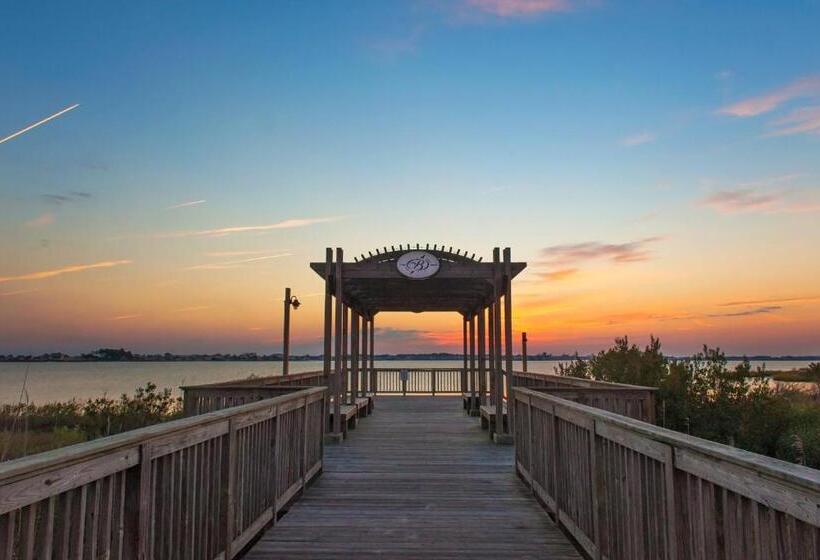 호텔 Bayside Resort 38047 Boxwood Terrace #101