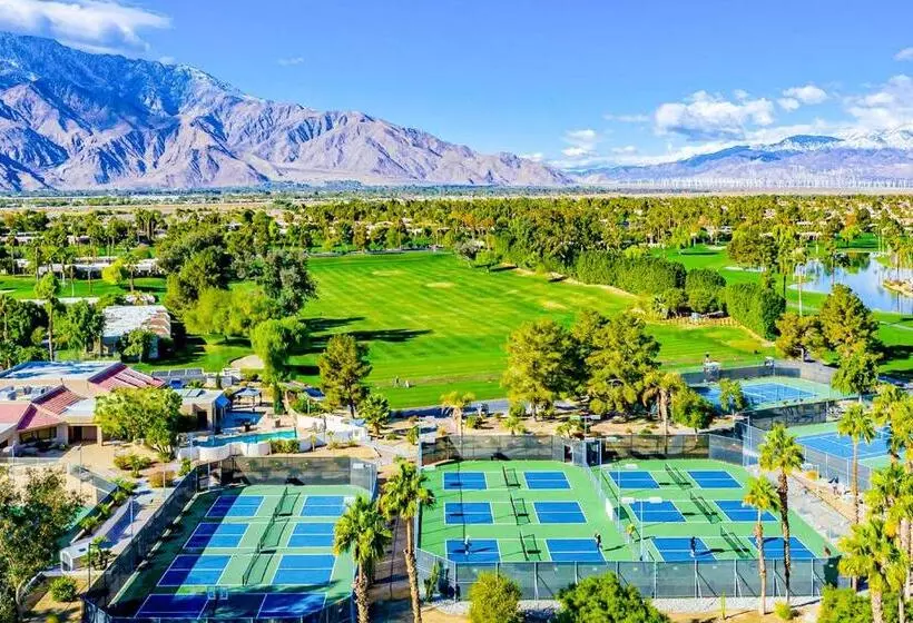 Hotelli Desert Oasis On Private Golf Course Permit# Blic 000,133 2021