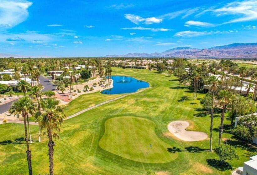 ホテル Desert Oasis On Private Golf Course Permit# Blic 000,133 2021