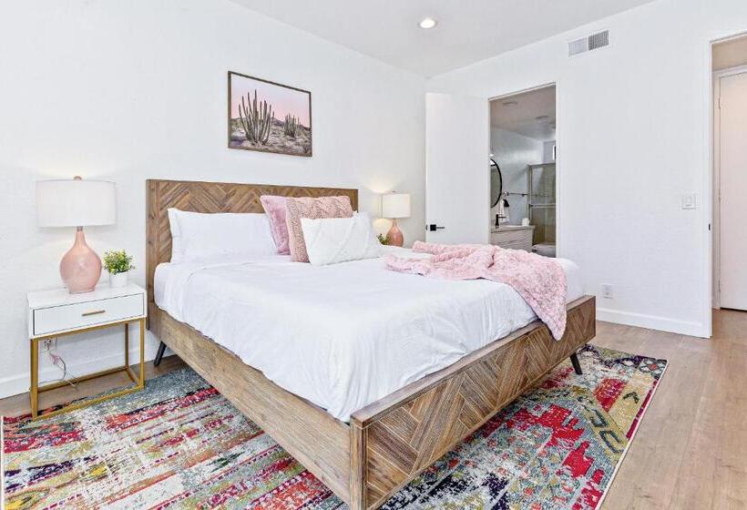 ホテル Desert Oasis On Private Golf Course Permit# Blic 000,133 2021