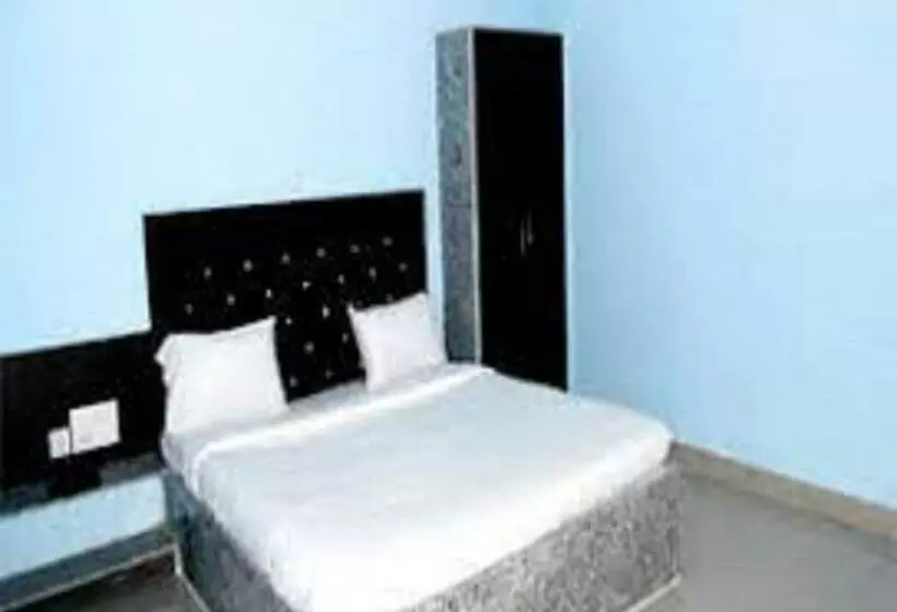 Hotelli Glory Grand, Rajgir