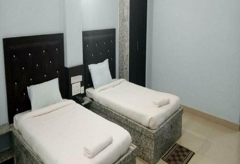 Hotel Glory Grand, Rajgir