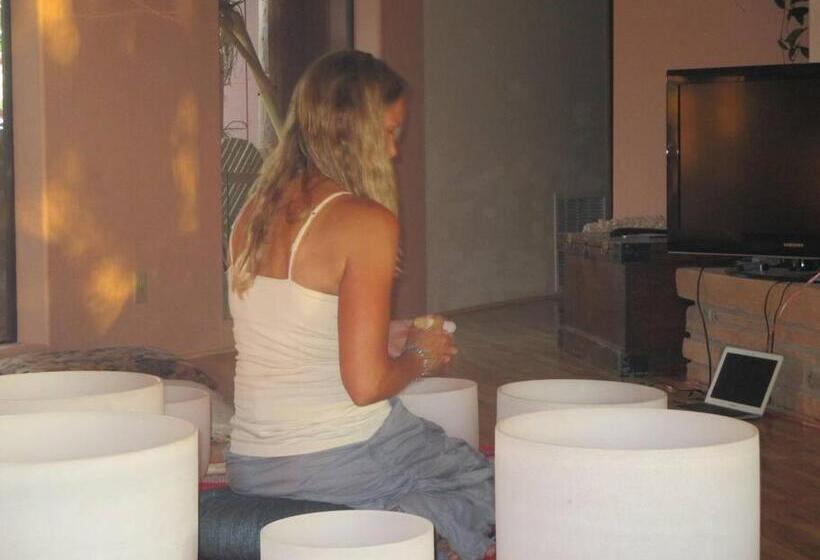 هتل The Mountain Lion   Horses Sedona S Most Loved