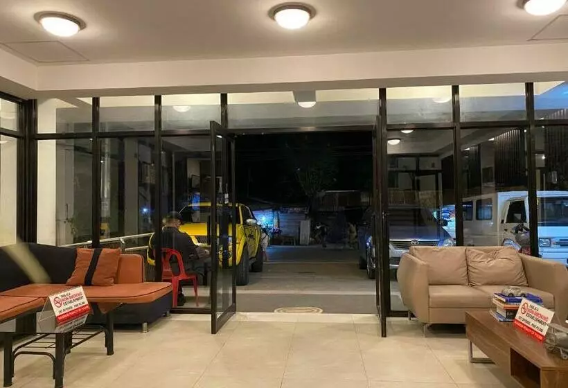 هتل Travelers Inn Matina