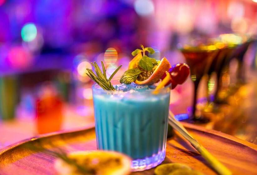 Oaga Art Resort Maldives Greatest All Inclusive