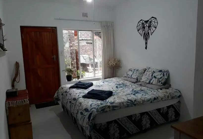 Majatalo Bushmansriver Tree House