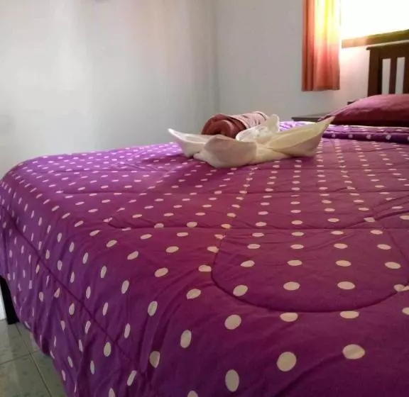 Majatalo Chalisa Bukit House Lanta