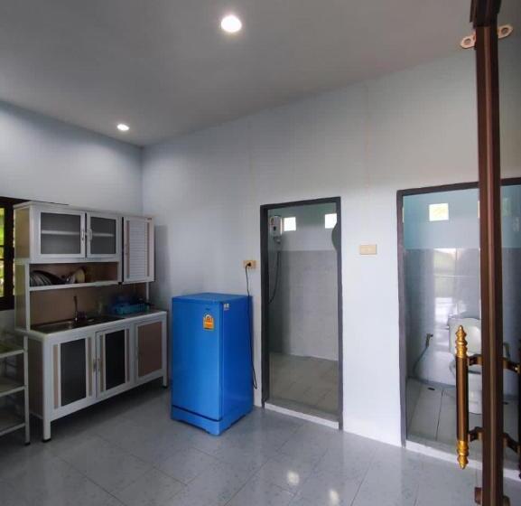 بنسيون Chalisa Bukit House Lanta