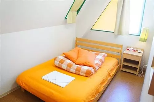 Общежитие Jhoppers Osaka Guesthouse