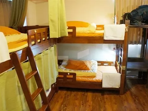 Общежитие Jhoppers Osaka Guesthouse