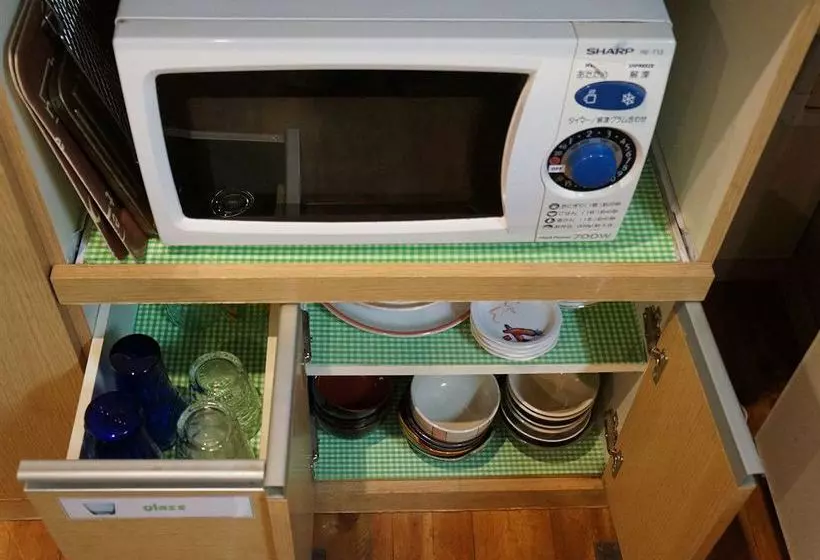 Общежитие Jhoppers Osaka Guesthouse