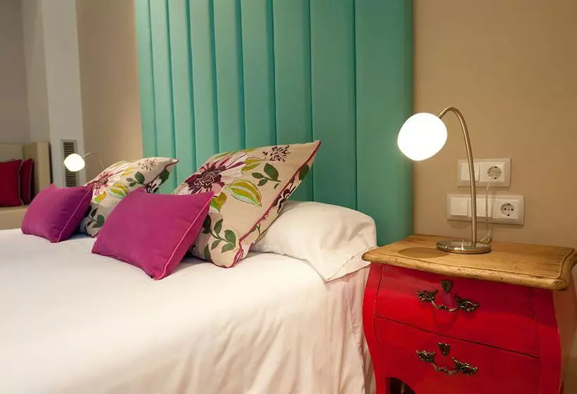 تختخواب و صبحانه Bed&Breakfast Casa con Estilo Bruc