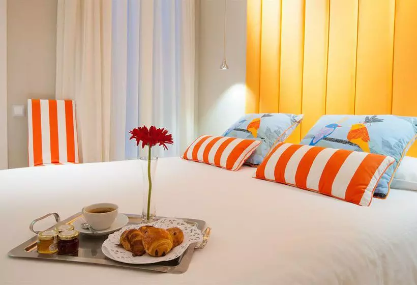 تختخواب و صبحانه Bed&Breakfast Casa con Estilo Bruc