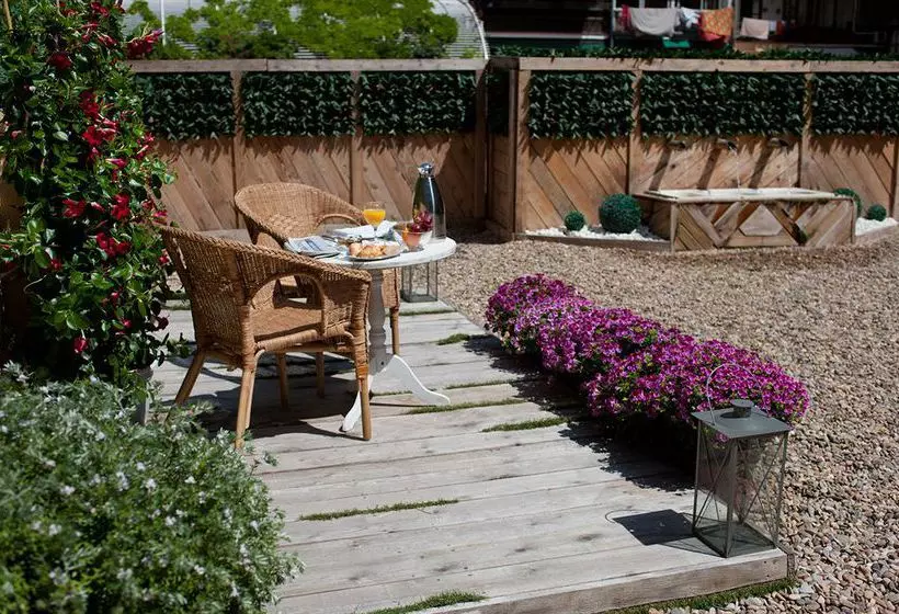 تختخواب و صبحانه Bed&Breakfast Casa con Estilo Bruc