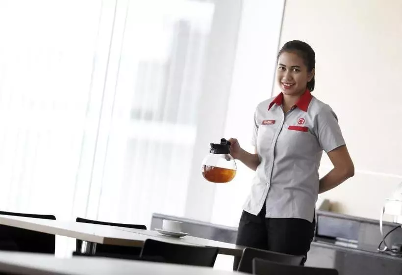 Amaris Hotel Karawang