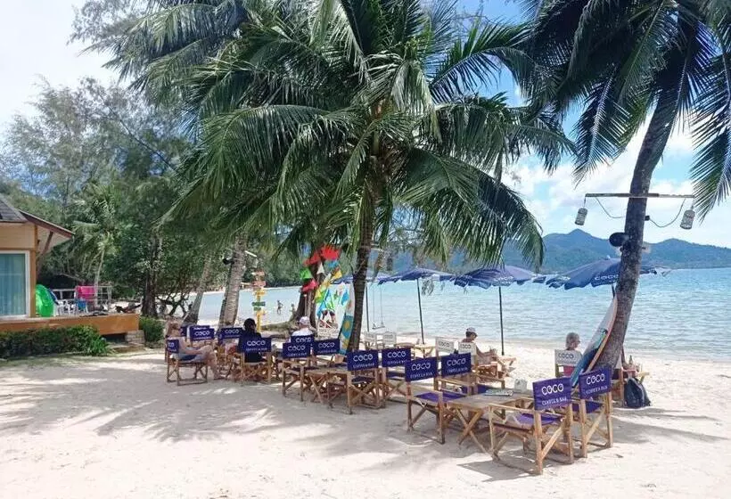 Hotelli Coconut Beach Resort, Koh Chang