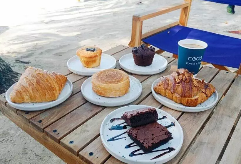 Hotelli Coconut Beach Resort, Koh Chang