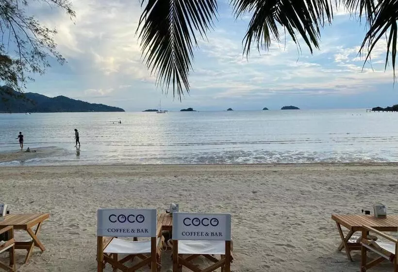 Hotelli Coconut Beach Resort, Koh Chang