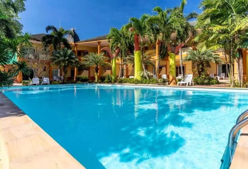 Hotelli Coconut Beach Resort, Koh Chang