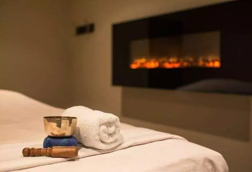 فندق Copper Point Resort