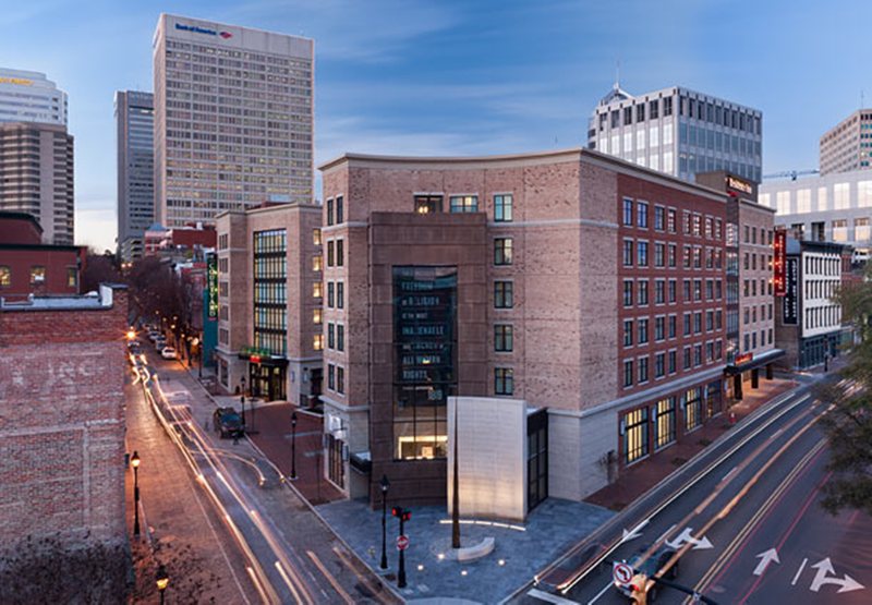 호텔 Courtyard By Marriott Richmond Downtown