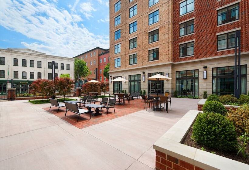 호텔 Courtyard By Marriott Richmond Downtown