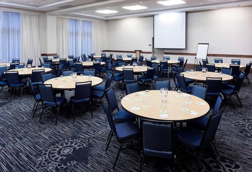 호텔 Courtyard By Marriott Richmond Downtown