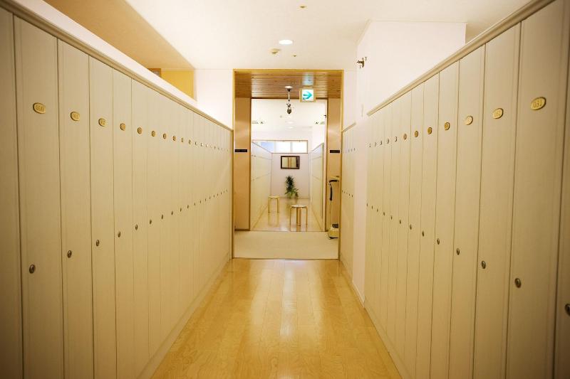 Капсульный Oтель Capsule Inn Osaka