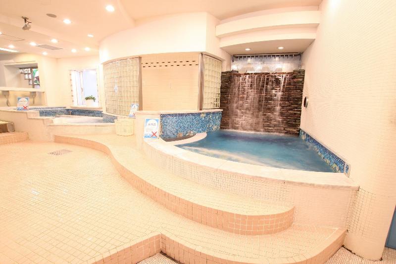 Капсульный Oтель Capsule Inn Osaka