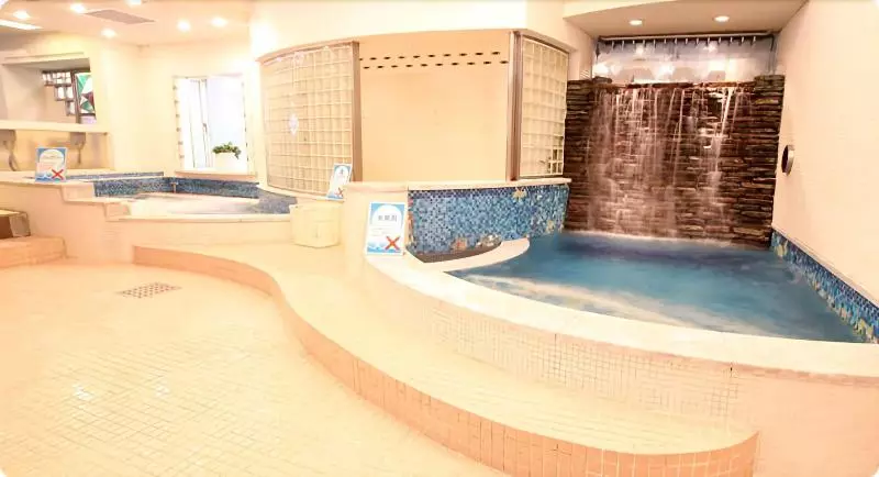 Капсульный Oтель Capsule Inn Osaka