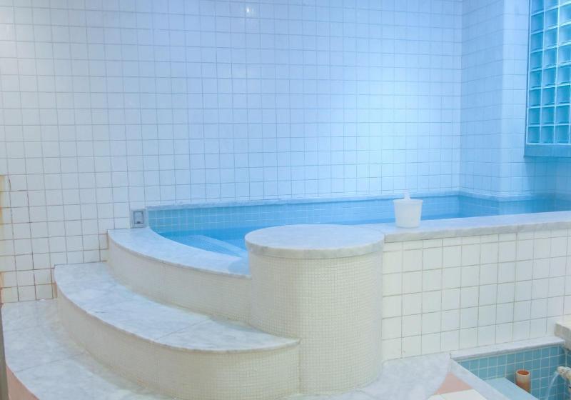 Капсульный Oтель Capsule Inn Osaka