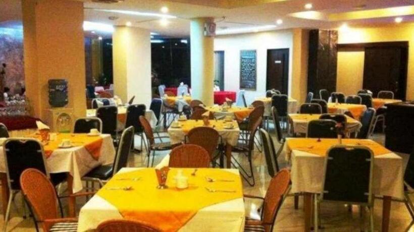 فندق Royal Denai