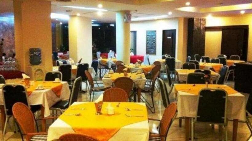 فندق Royal Denai