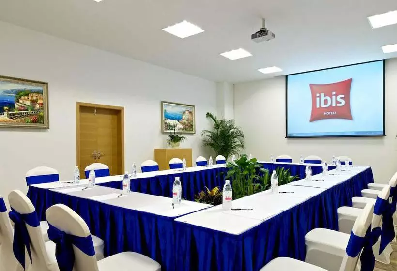 ホテル Ibis Wenjiang Floraland