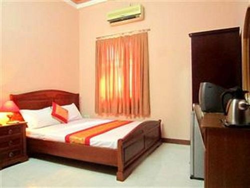 هتل Collection O Madam Cuc