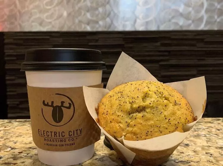 Отель Mohegan Pennsylvania Adults Only