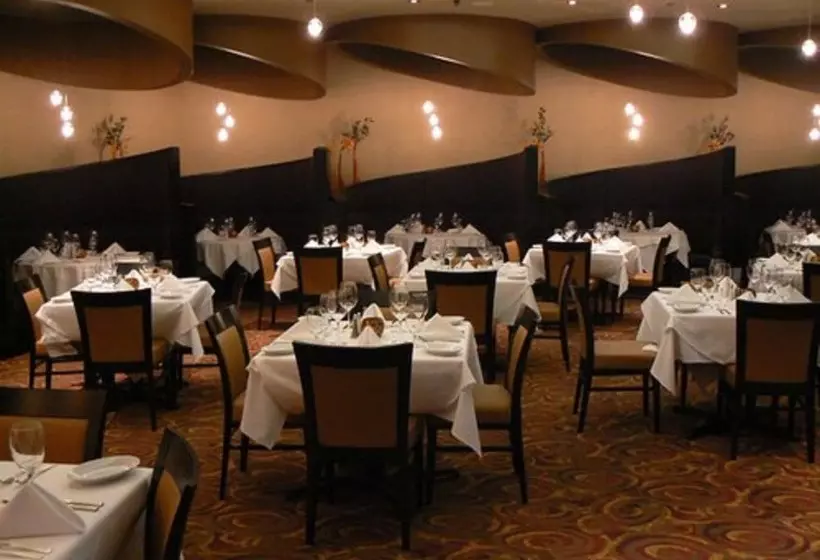 Отель Mohegan Pennsylvania Adults Only