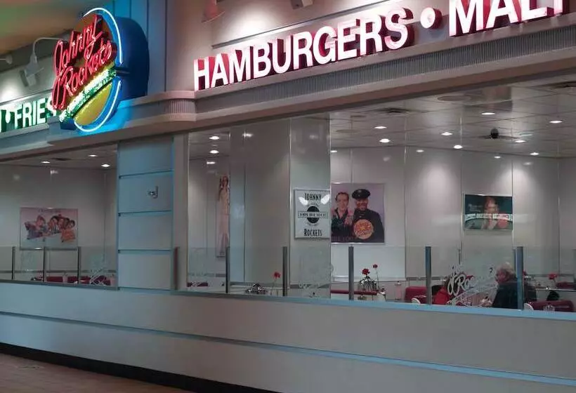 Отель Mohegan Pennsylvania Adults Only