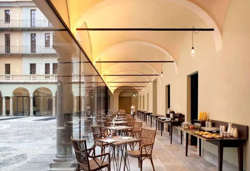 فندق NH Collection Torino Piazza Carlina